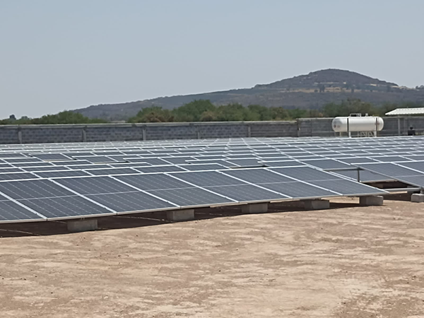 Hybrid Solar Energy Storage Systyem.png