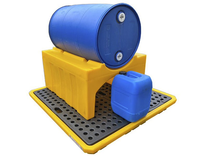 secondary containment pallet.jpg