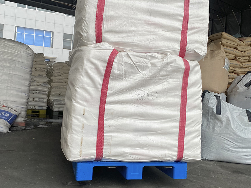 plastic pallet load capacity.jpg