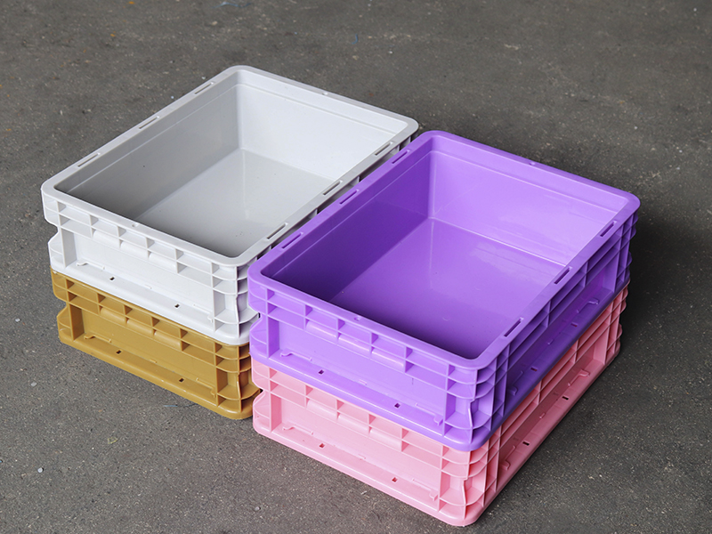logistics box for agv.jpg