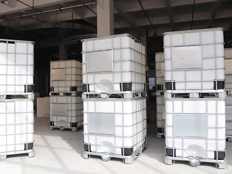 1000 liter ibc tanks.jpg