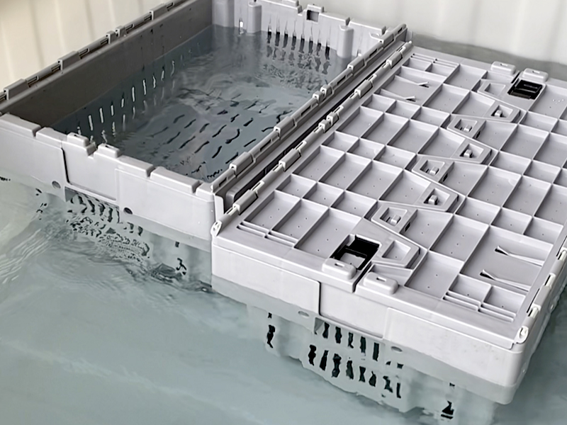seafood transport container.jpg