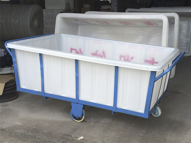 dyeing trolley.jpg