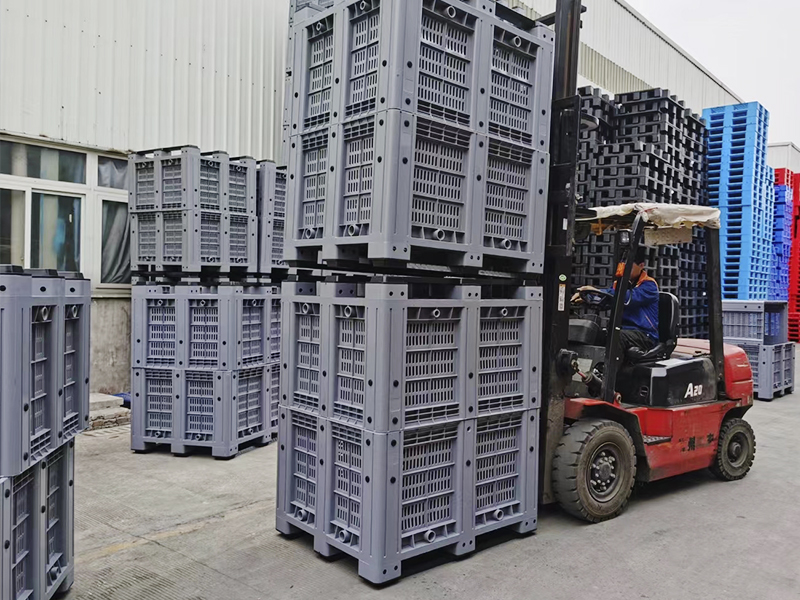 produce transportation containers.jpg