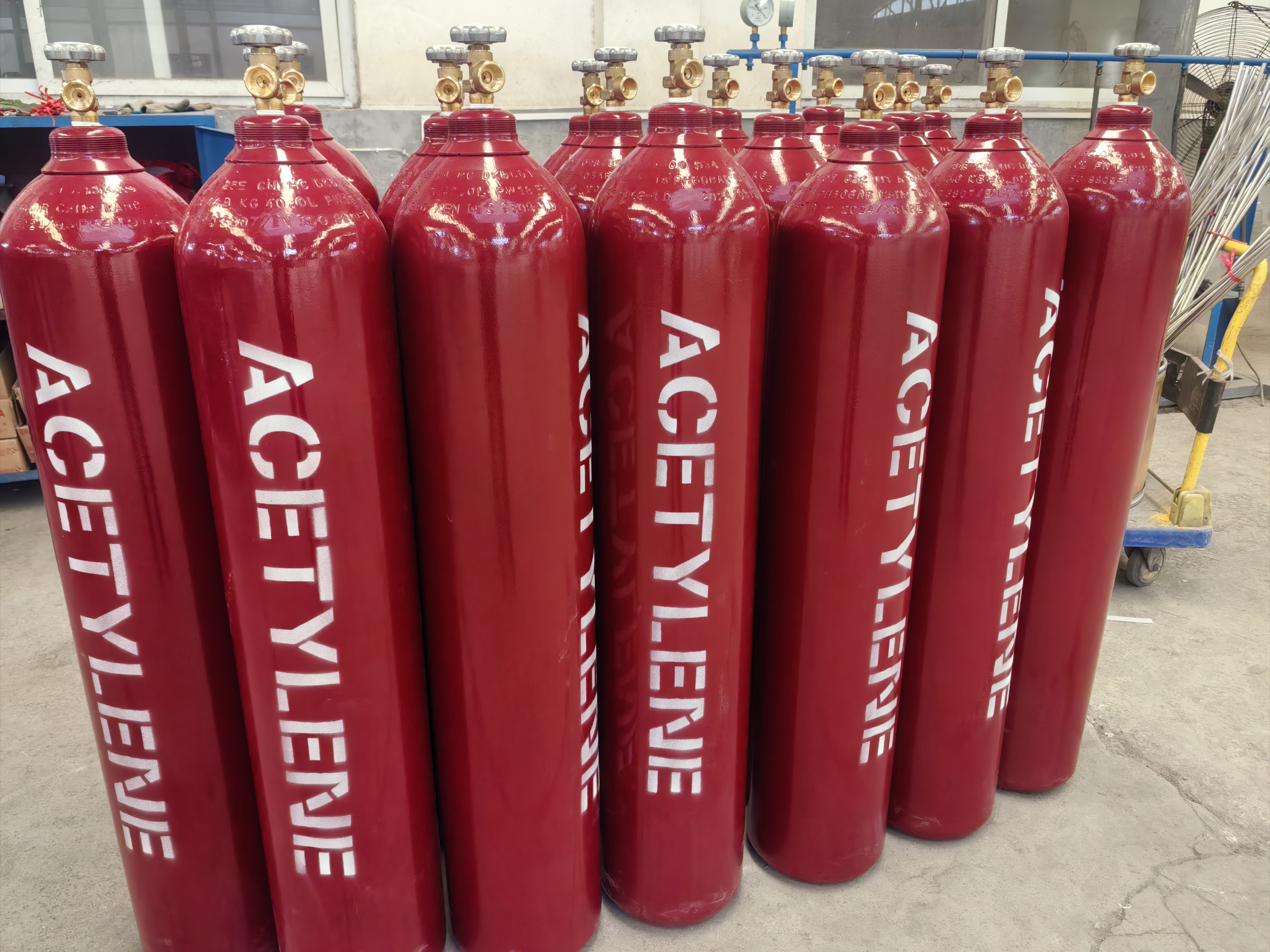 How to Ensure Safe Handling and Storage of Gas and Acetylene Products