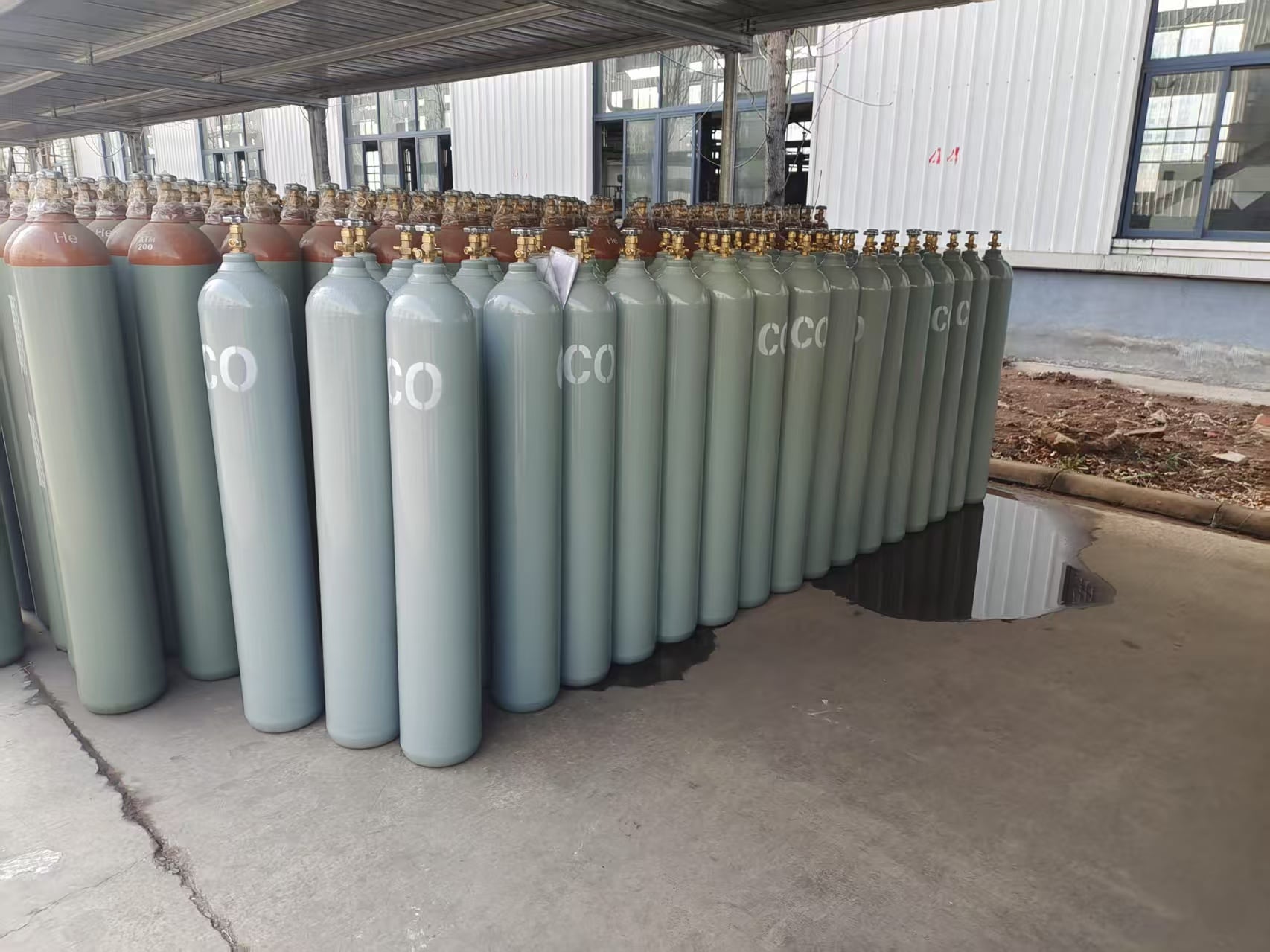 How to Choose the Right Size Carbon Monoxide Gas Bottle for Your Needs