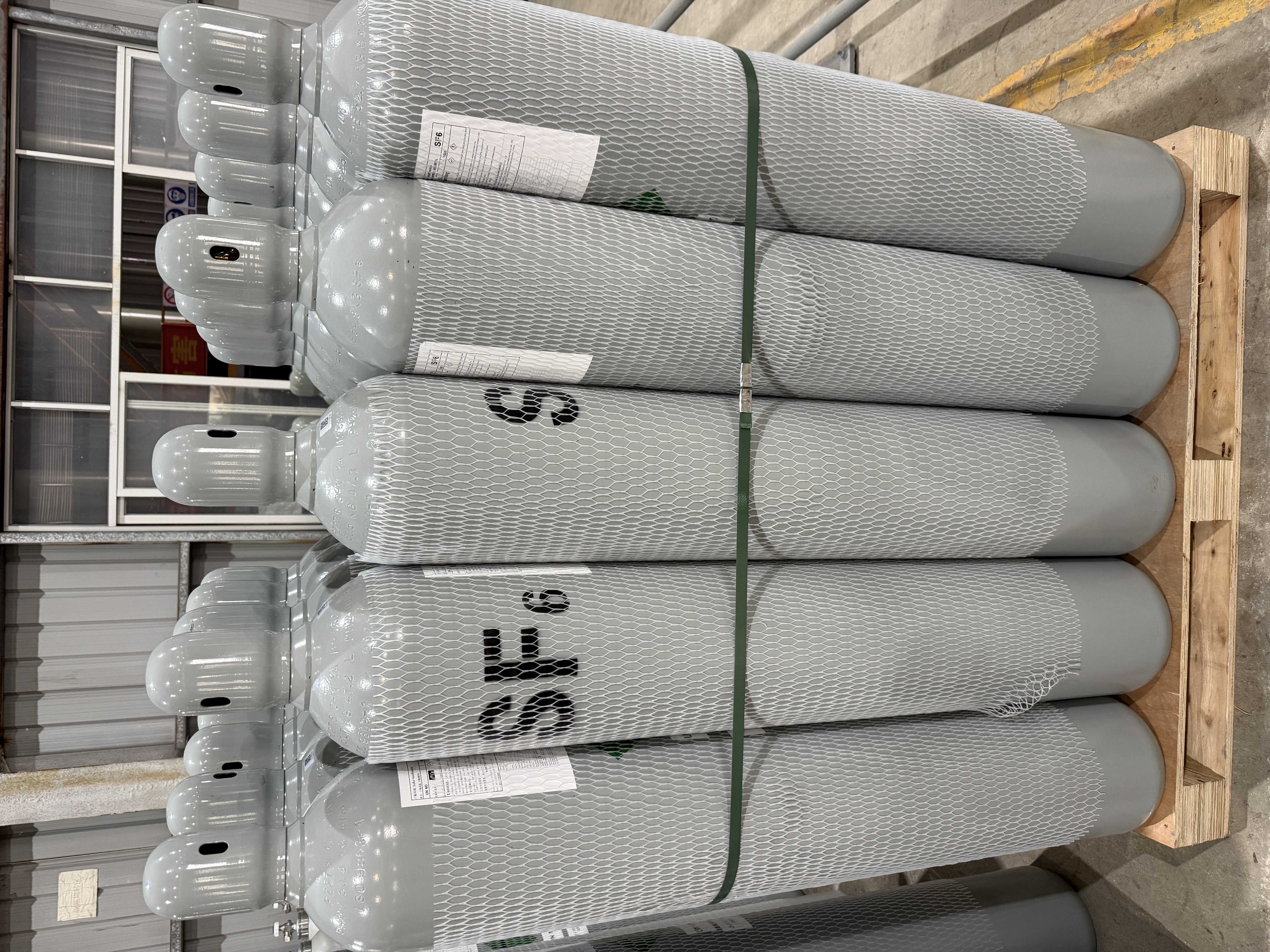 What Are the Safety Guidelines for Handling Sulphur Hexafluoride?