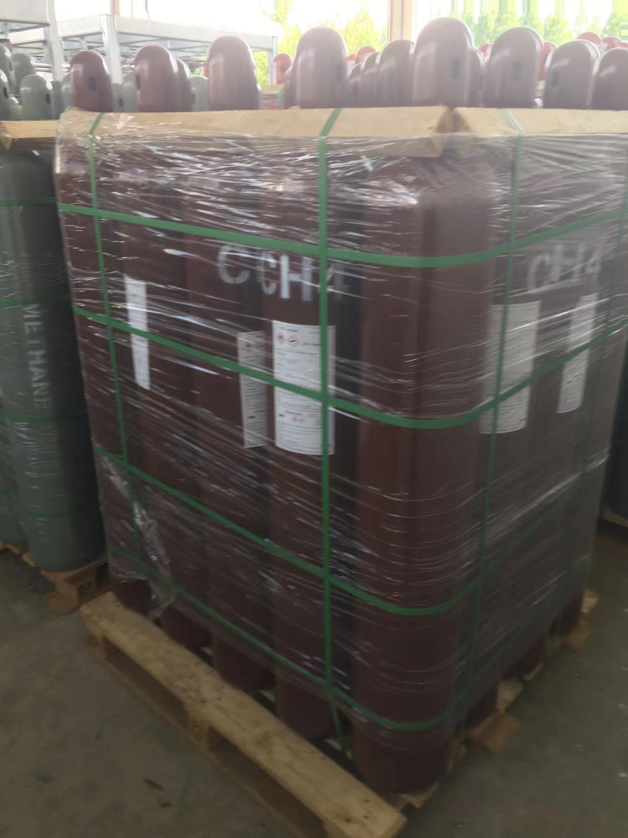 How Is CH4 Methane Used in the Manufacturing Industry?