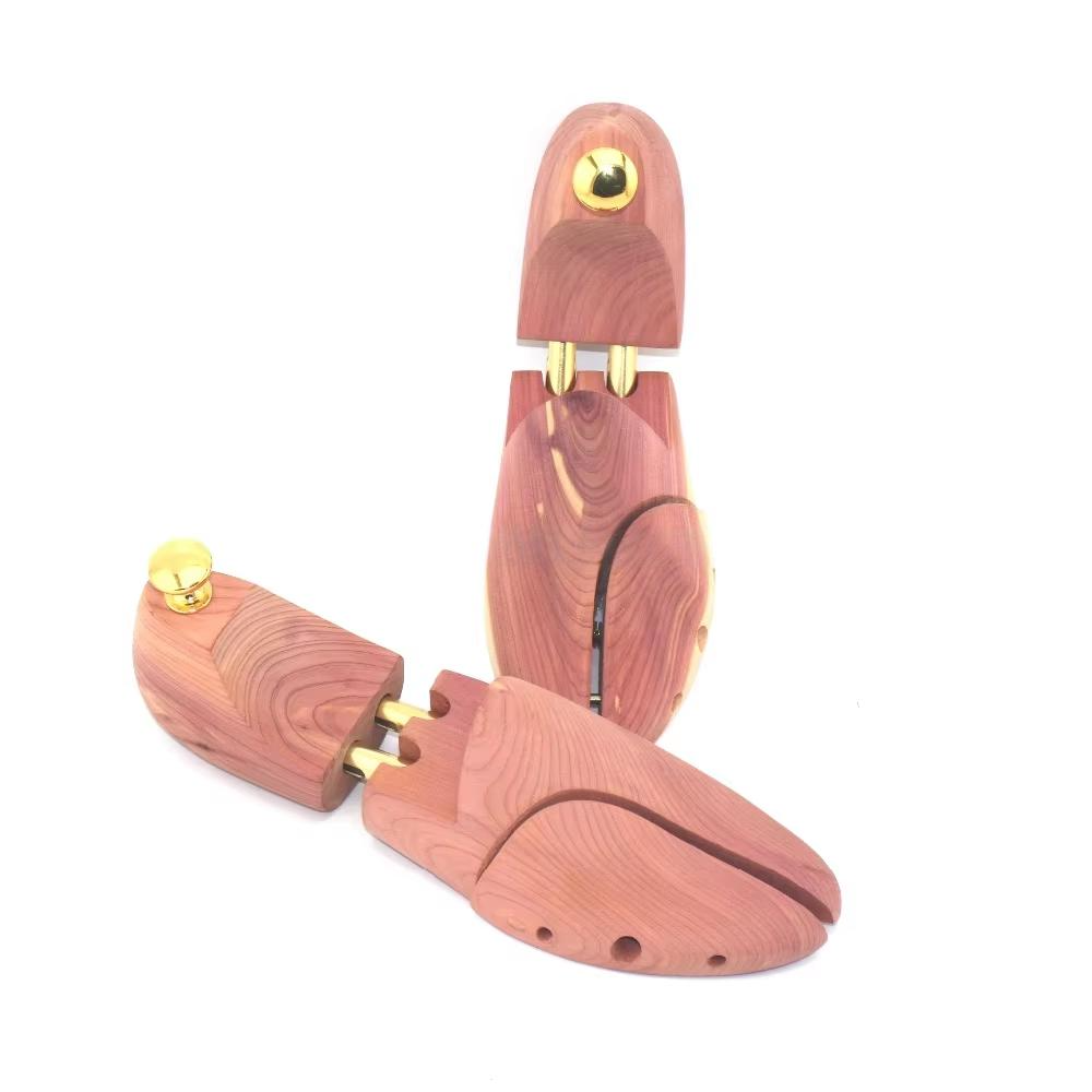 Adjustable European Fully Lasted Shoe Trees Split Toe Red Cedar With Knob ST06C for Shoe Tree Category