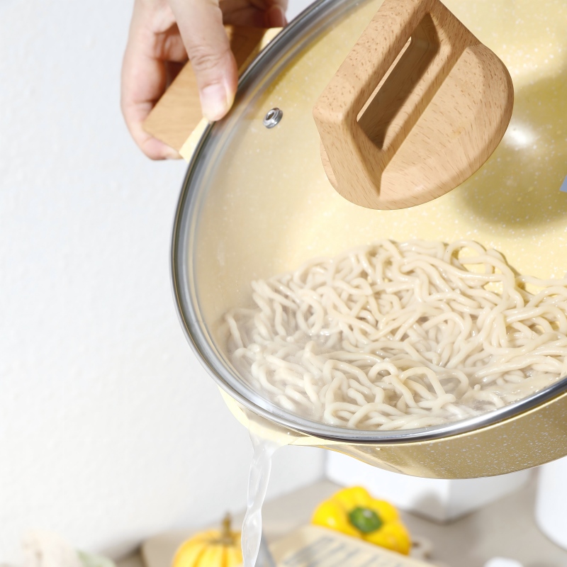 Flexible Sourcing for Cookware Businesses