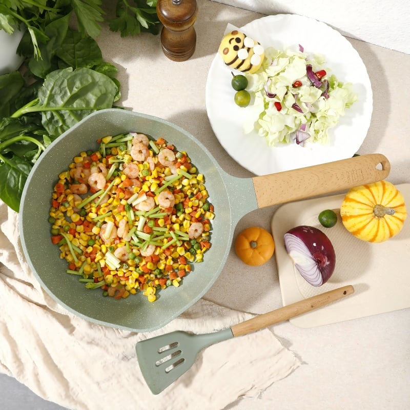 Versatile Sets for Everyday Meal Preparation