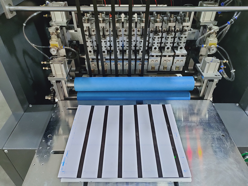 Magnetic Tape Laying Machine