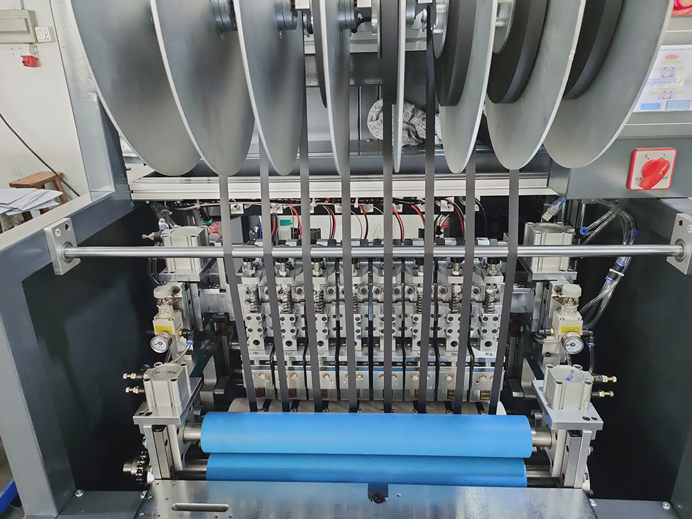 Magnetic Tape Laying Machine