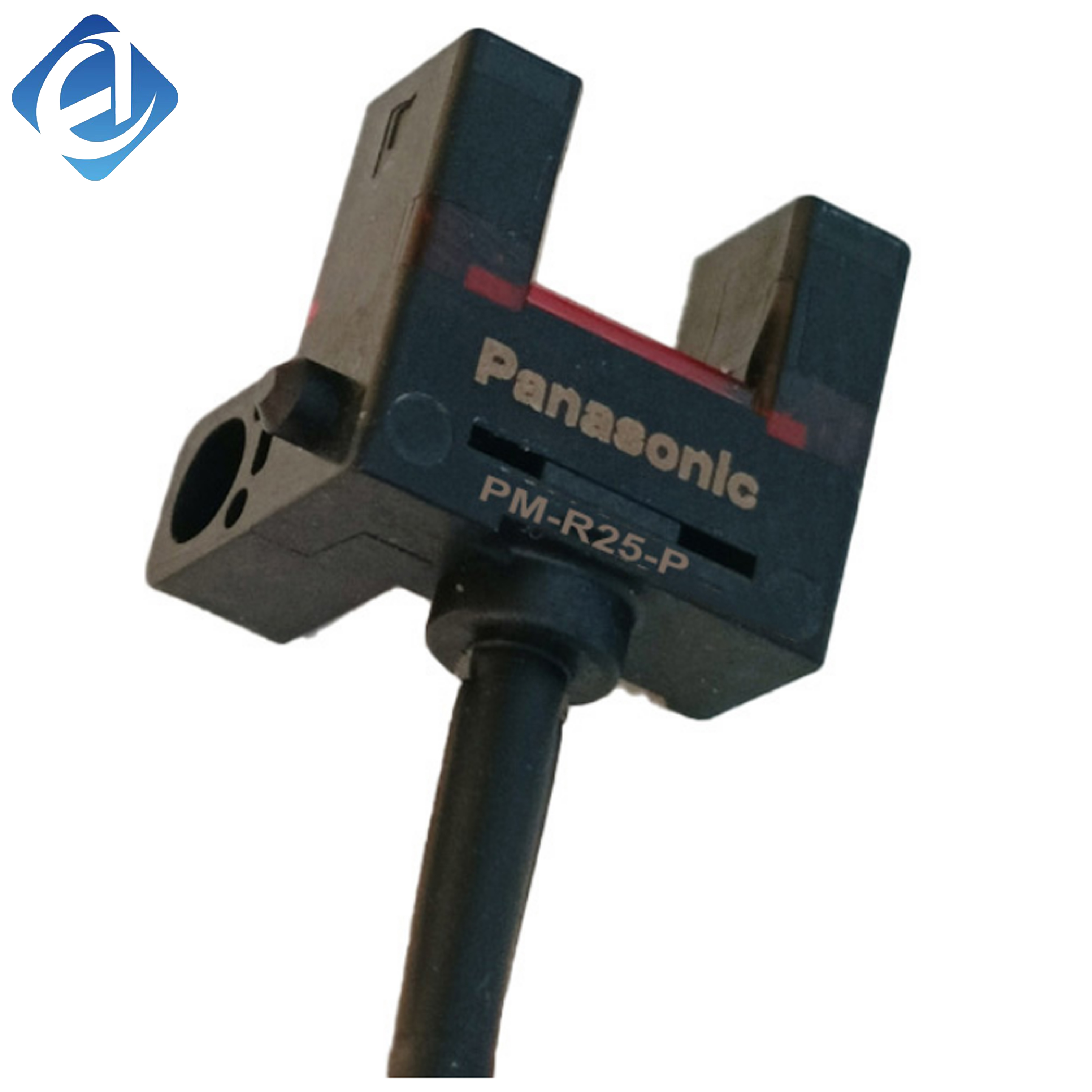 New Original PM-R25-P Photoelectric Sensor, PM SeriesHigh detection accuracy, swift response. Stable running performance and strong anti-interference. Applied for object detection and position monitoring in automated industrial equipment.
