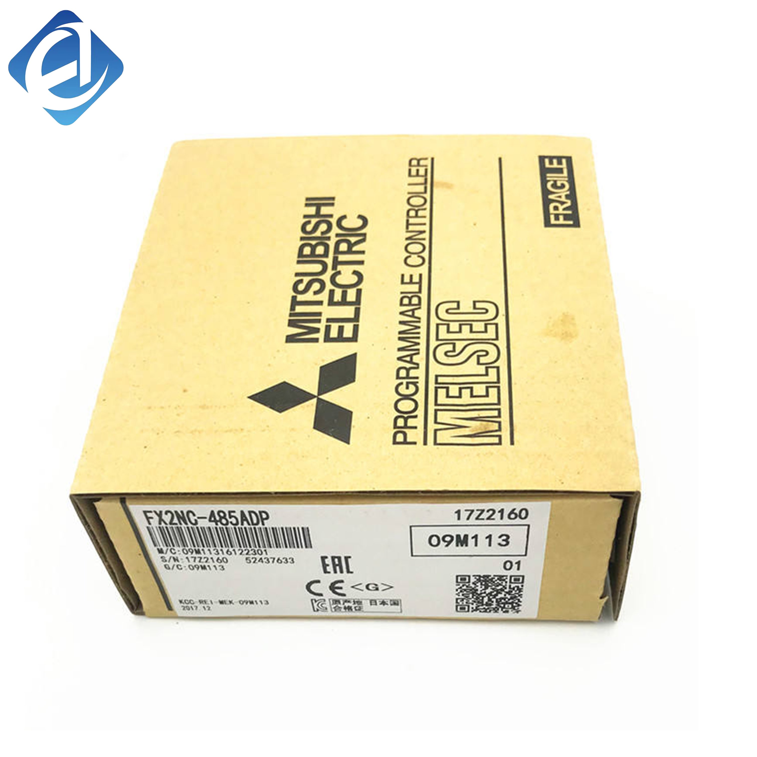 محوِّل اتصالات أصلي جديد من طراز FX2NC-485ADP. يدعم نقل بيانات RS-485 بشكلٍ مستقر. ويُستخدم لتوصيل شبكات وحدات التحكم المنطقية المبرمجة (PLC) وربط الاتصال بين الأجهزة في أنظمة التشغيل الآلي.