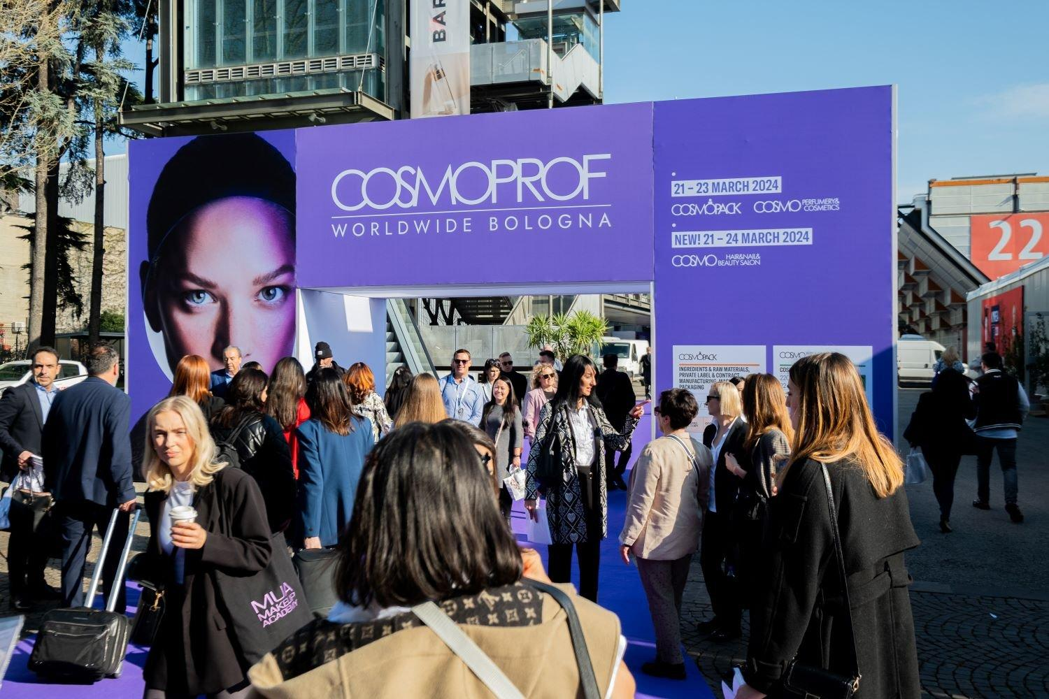 Runk presenta l'innovazione alla Fiera della Bellezza di Bologna, approfondendo le conoscenze sul mercato globale
