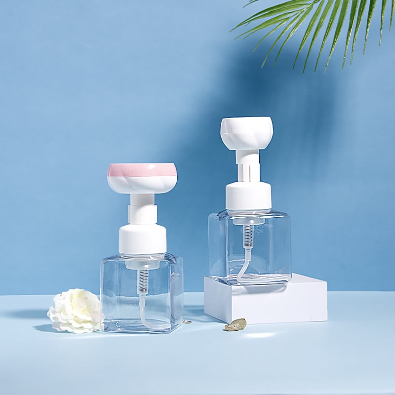 Flacone per Detergente Schiumogeno per il Viso: Sfide di Design