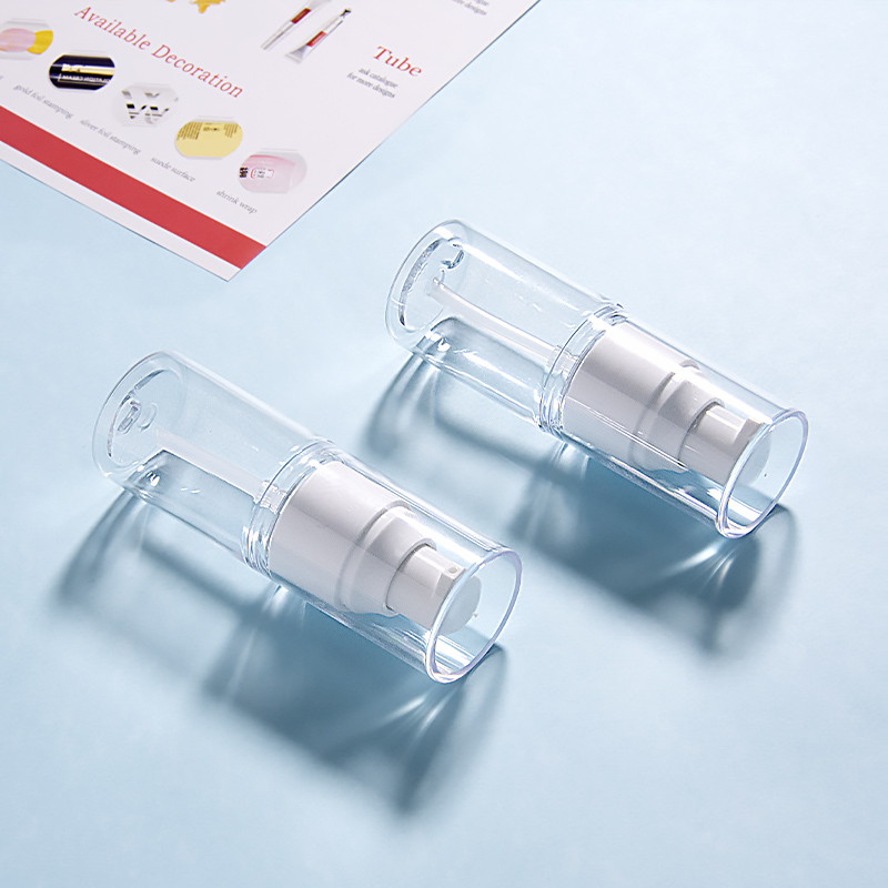 Flacone con pompa per lozione in PET da 30 ml della fabbrica Runk per la cura del viso