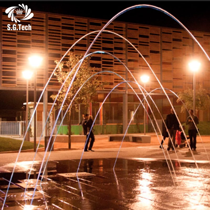 Water Crown Fountain Manufacturer Integrated Lighting & Music, Dynamic Jumping Jets, and Multiple Water Pattern Switching