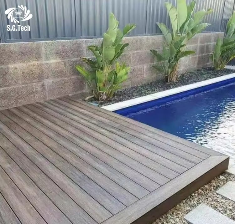 Customized Durable Stainless Steel Wood Deck Cover Automatic Sliding Pool Spa Child Remote Control Friendly Swimming Accessory supplier