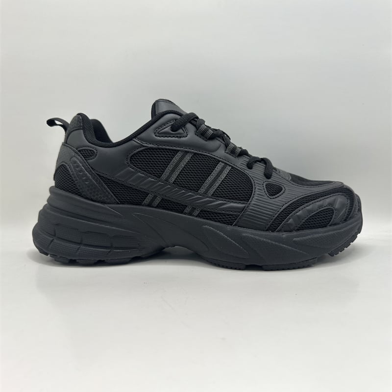 Jogging shoes