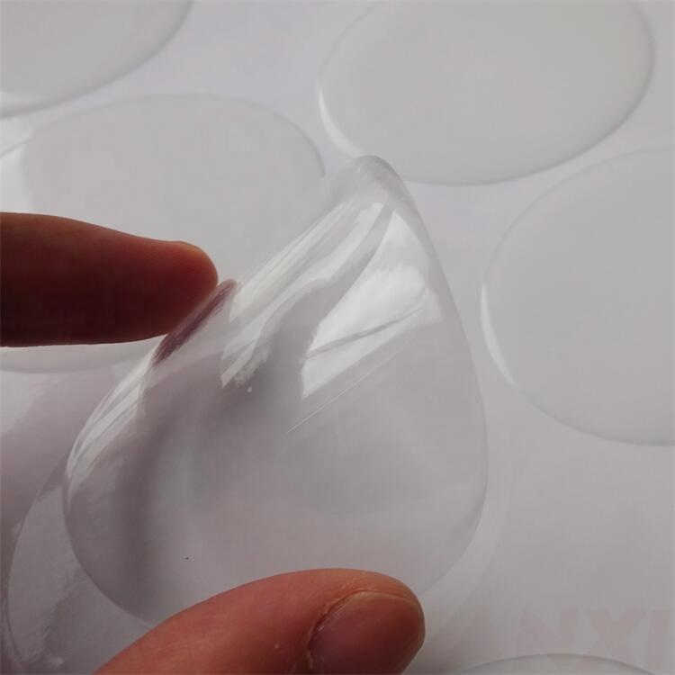 Transparence cristalline avec protection vibrante du design