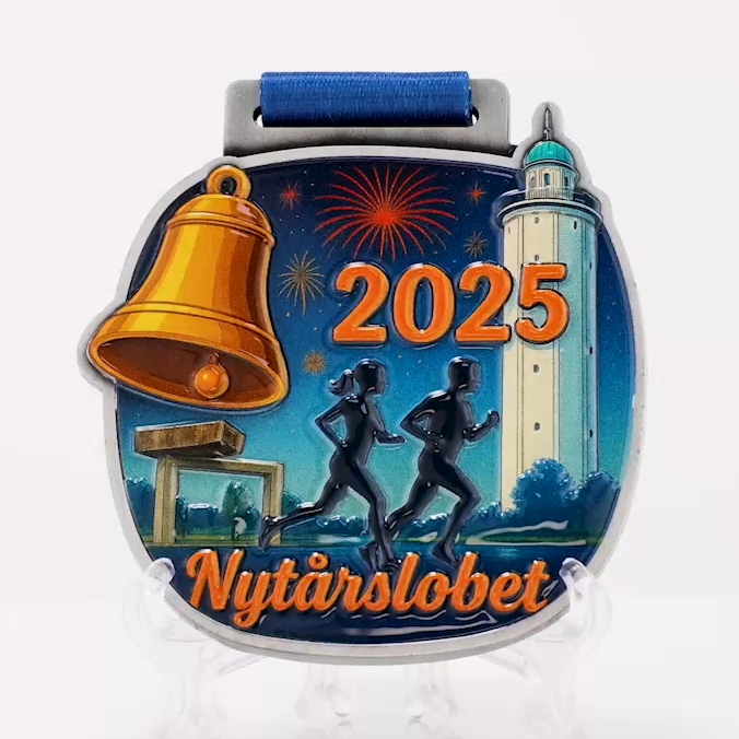 Finisher's commemorative medal for the 2025 