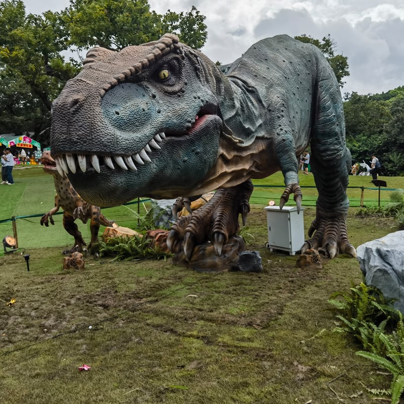 https://shopcdnalpha.grainajz.com/category/336752/3470/4eab88c7b7c03de32d635de097c04214/Animatronic%20Dinosaurs.jpg