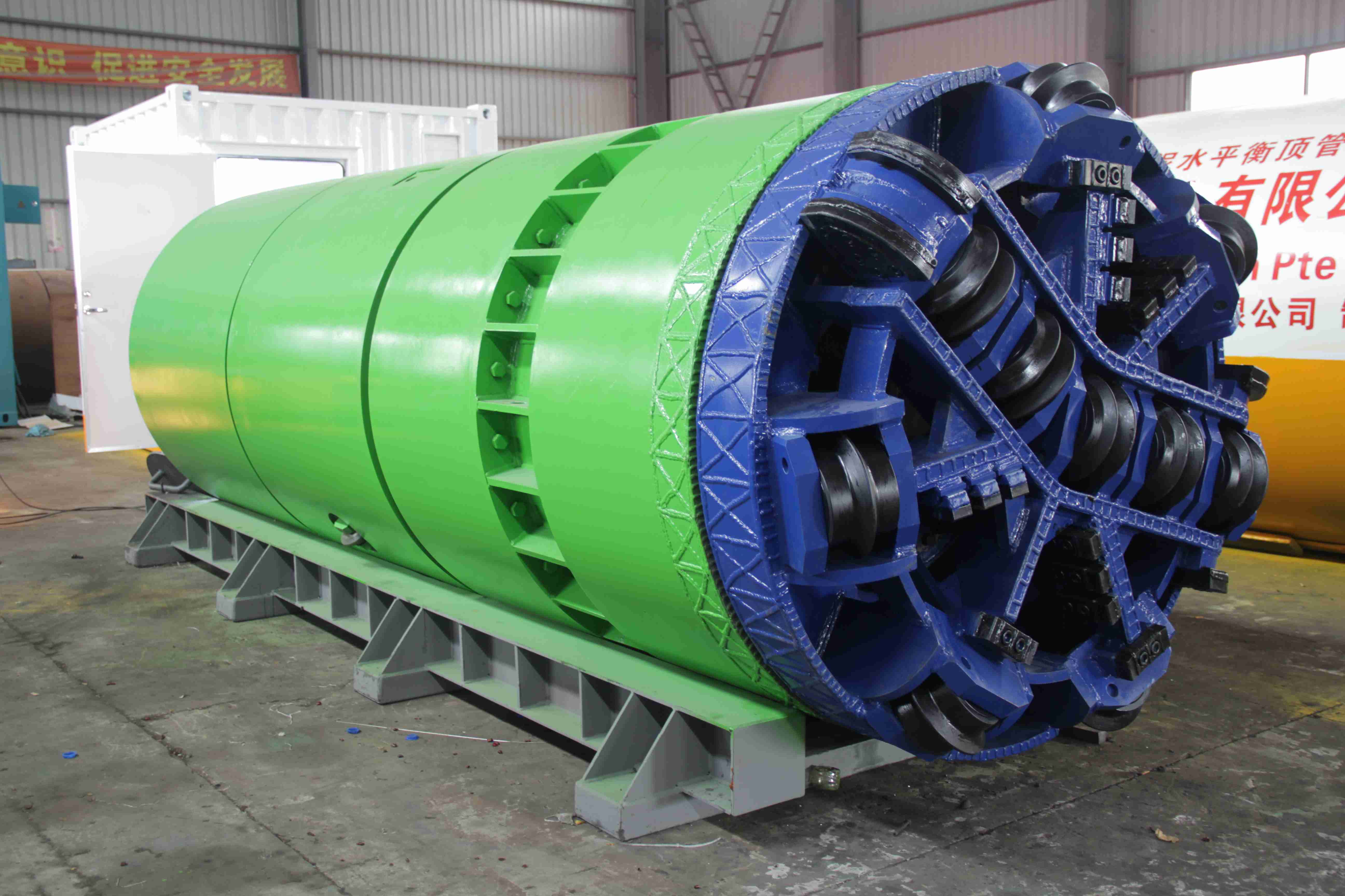 ID1200 Rohrbohrmaschine