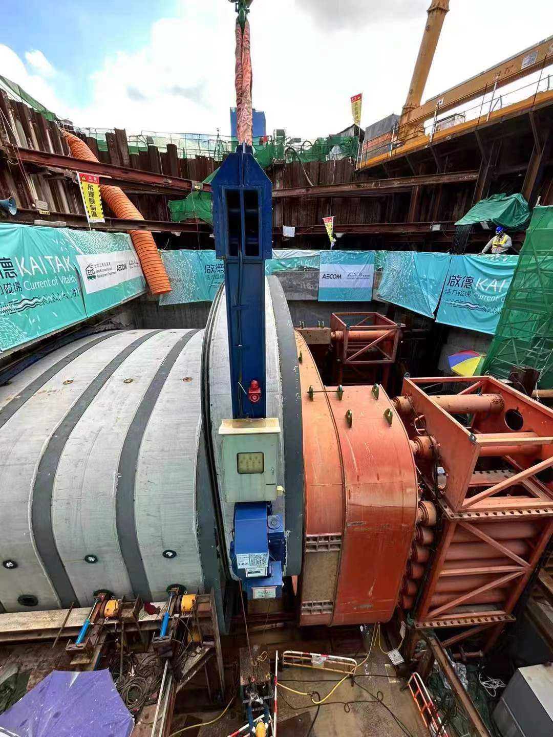 Macchina per il sollevamento di tubi EPB rettangolare
