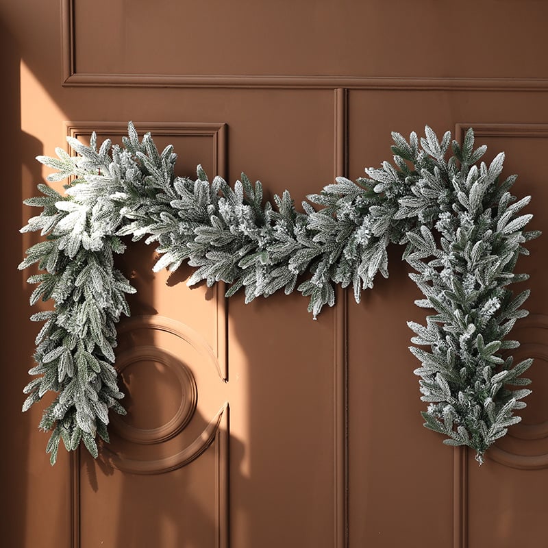 How to refresh an old Christmas garland with new picks and ribbon?