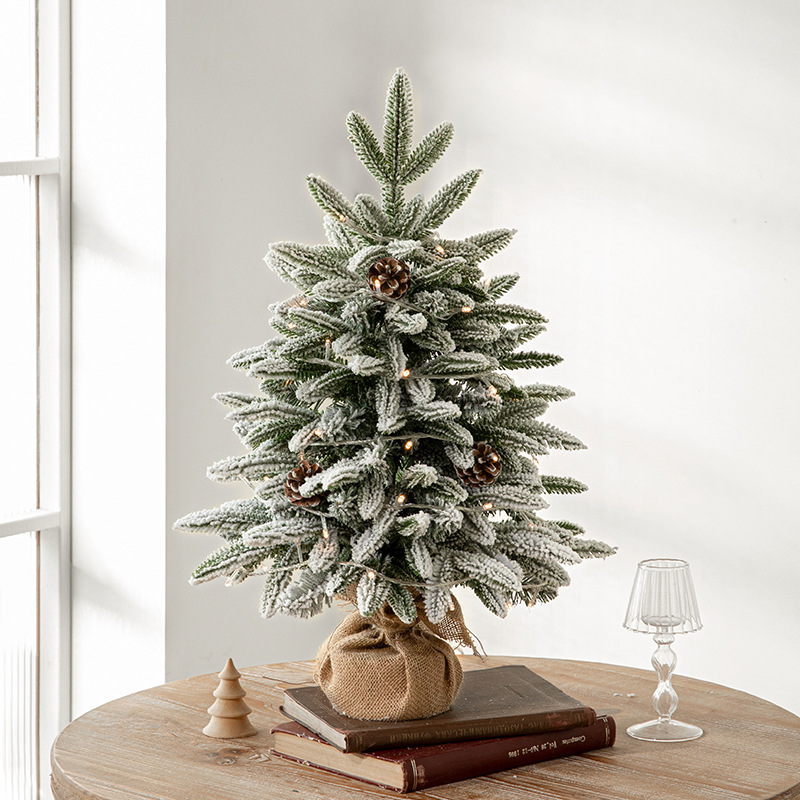 What are the most popular sizes of wired Christmas ribbon bows for resale?