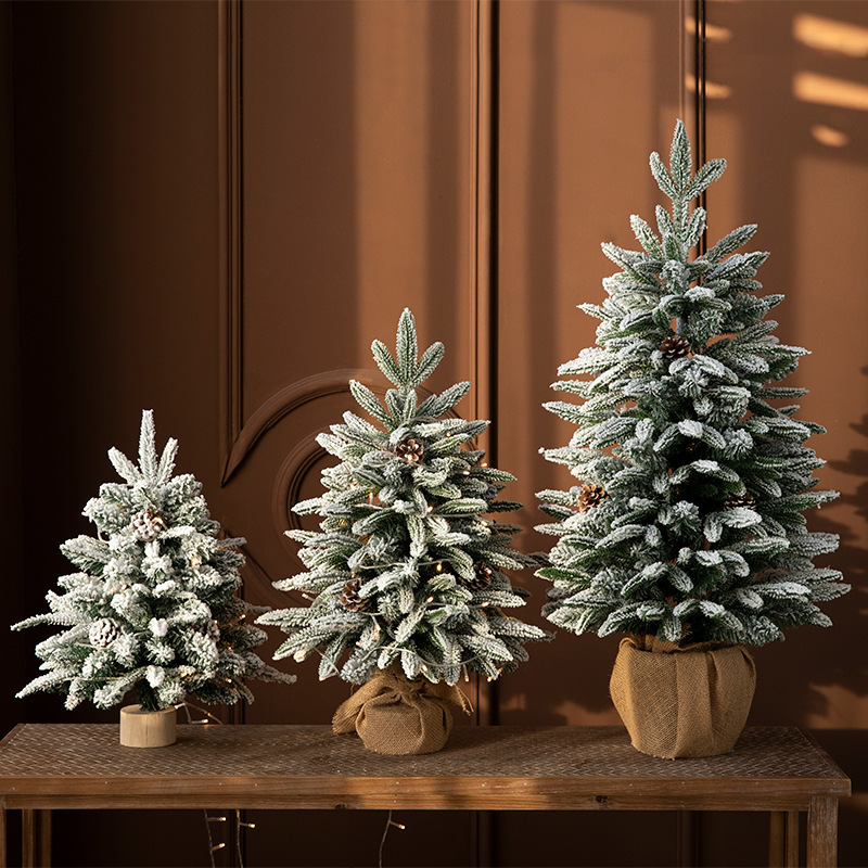 The Evolution of Christmas Decor: From Tradition to Modern Aesthetics