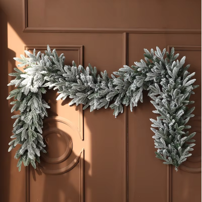 DIY Christmas Wreaths for a Festive Touch