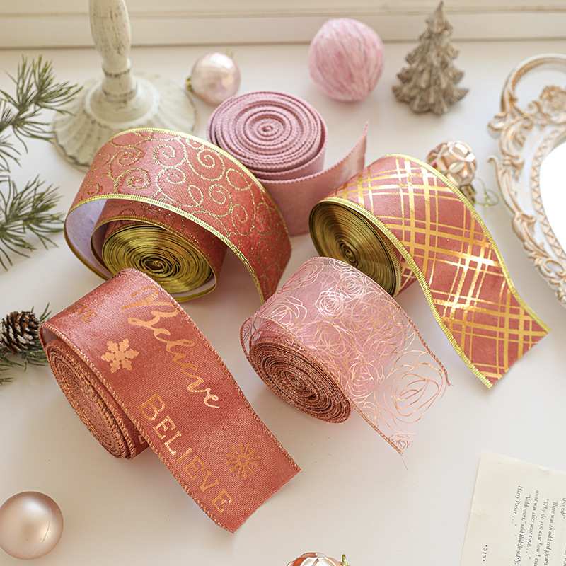 What’s the Role of Christmas Ribbon in Holiday Decor?