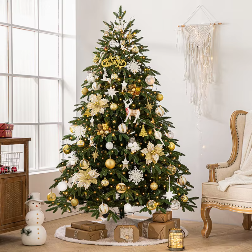 How do Christmas tree traditions vary around the world?