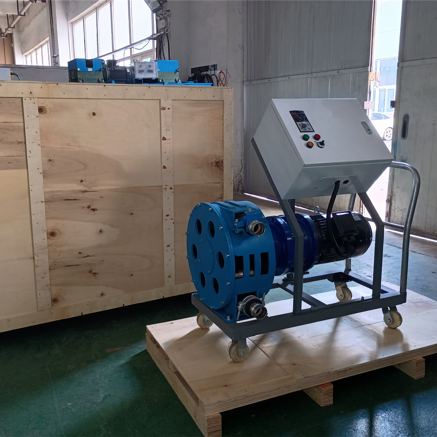 Chilung precision manufacturing, quality assurance, customer repurchases foam concrete pump again for delivery