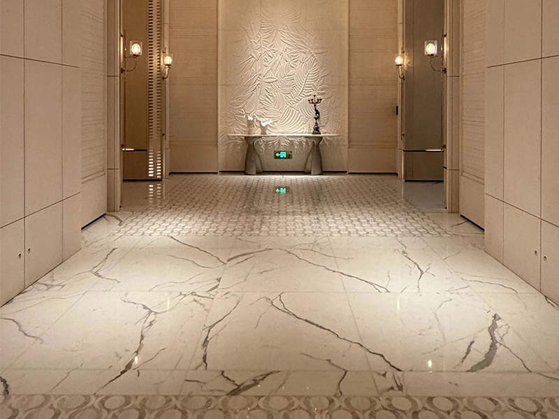 Hotel Natural Marble Staircase Flooring Project (4).jpg