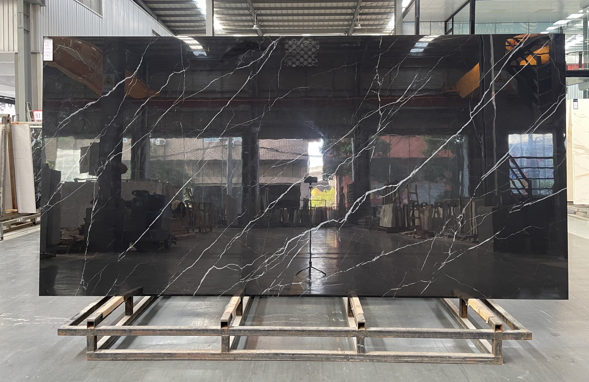  Discover Premium Sintered Stone Slabs for Your Projects