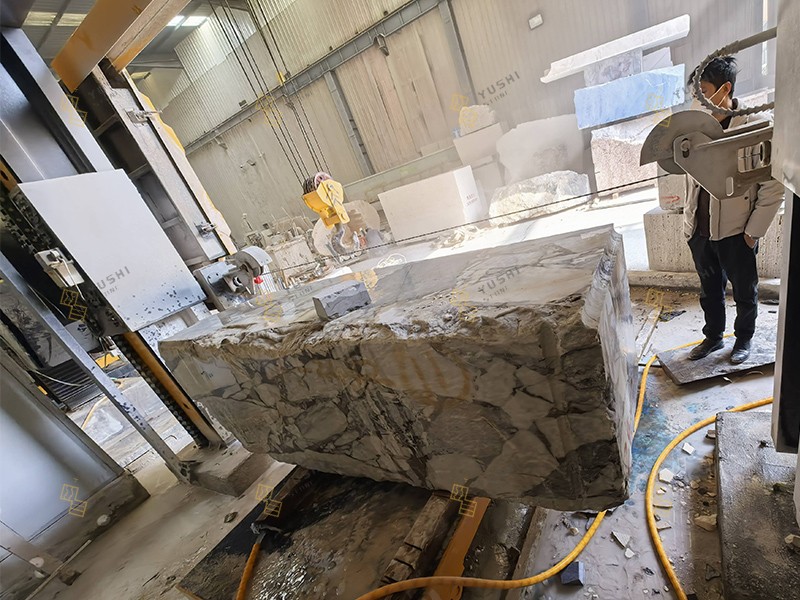 Custom Chinese Bulgari Marble Solid Bathtub Block Trimming (2).jpg