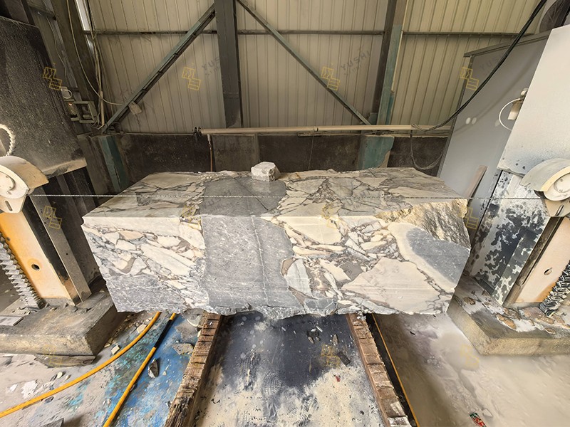 Custom Chinese Bulgari Marble Solid Bathtub Block Trimming (1).jpg