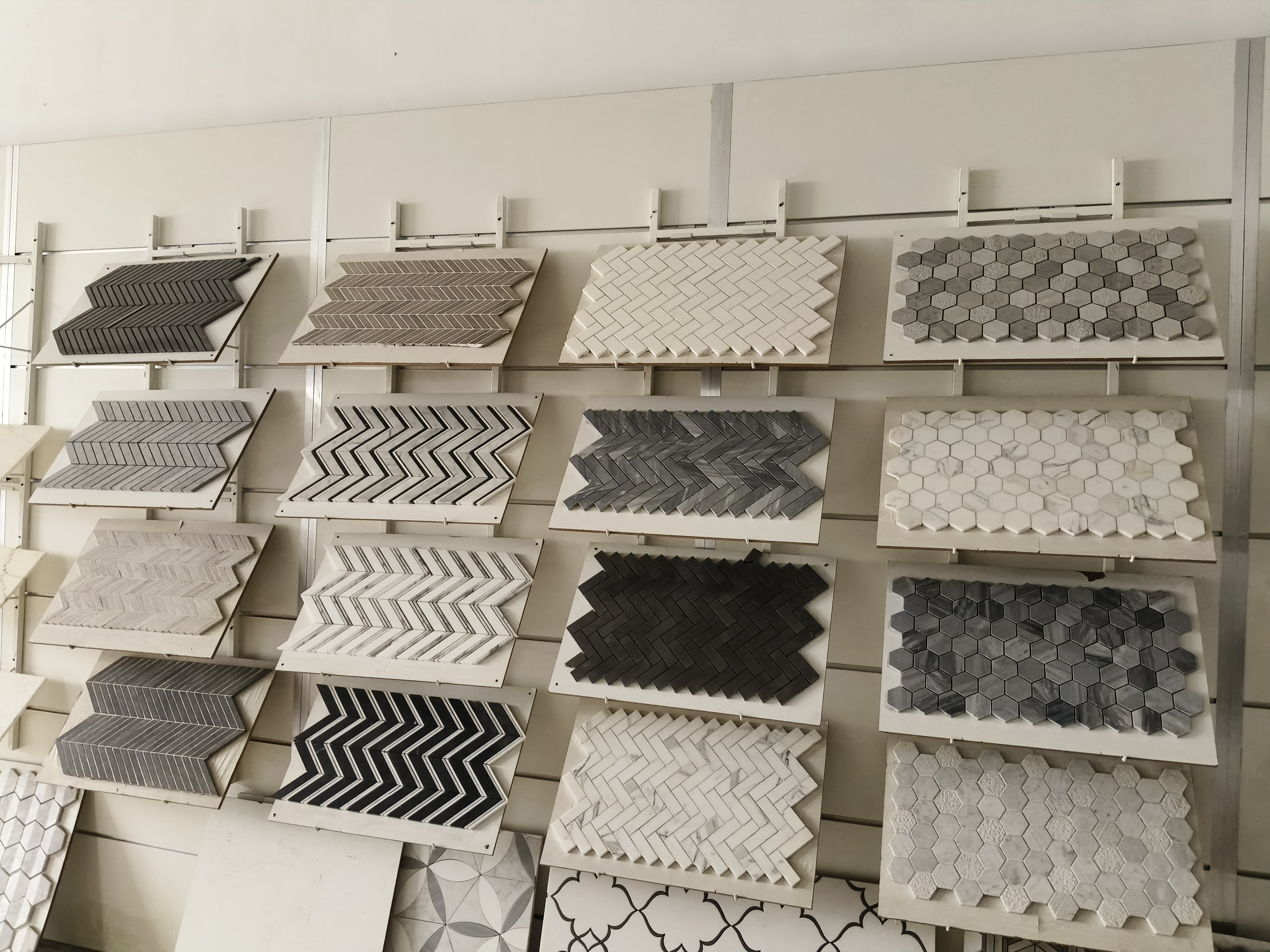 Hochwertige Marmor-Mosaikfliesen für den Großhandel
