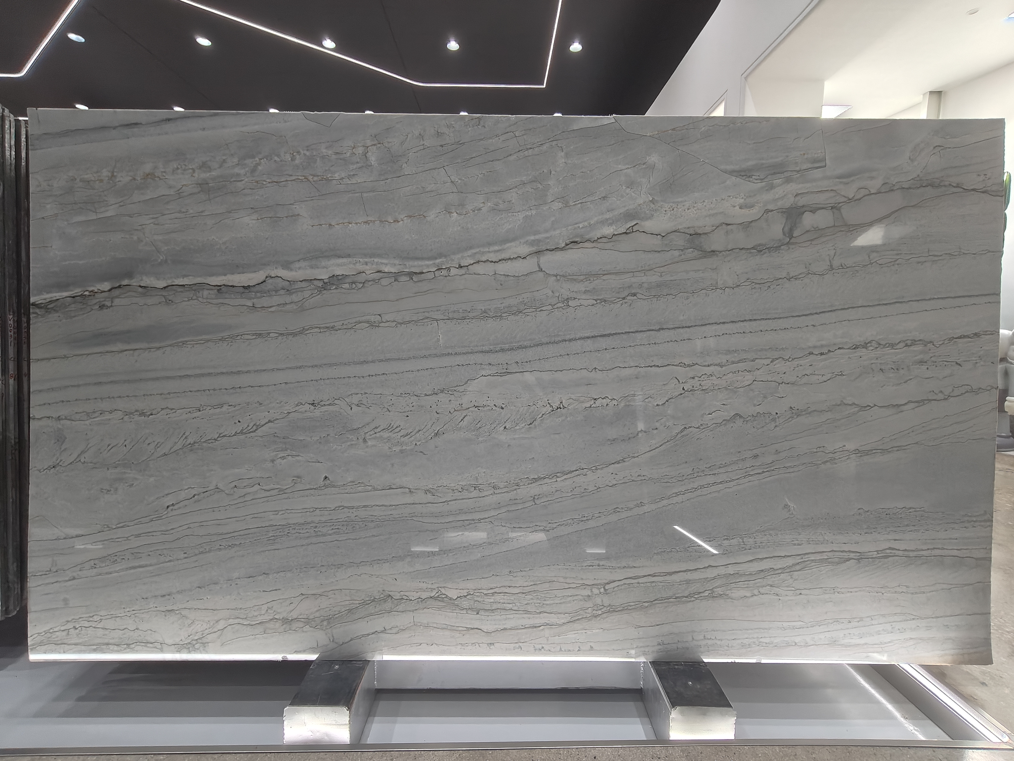  Discover the Elegance of Brazilian Quartzite Stone