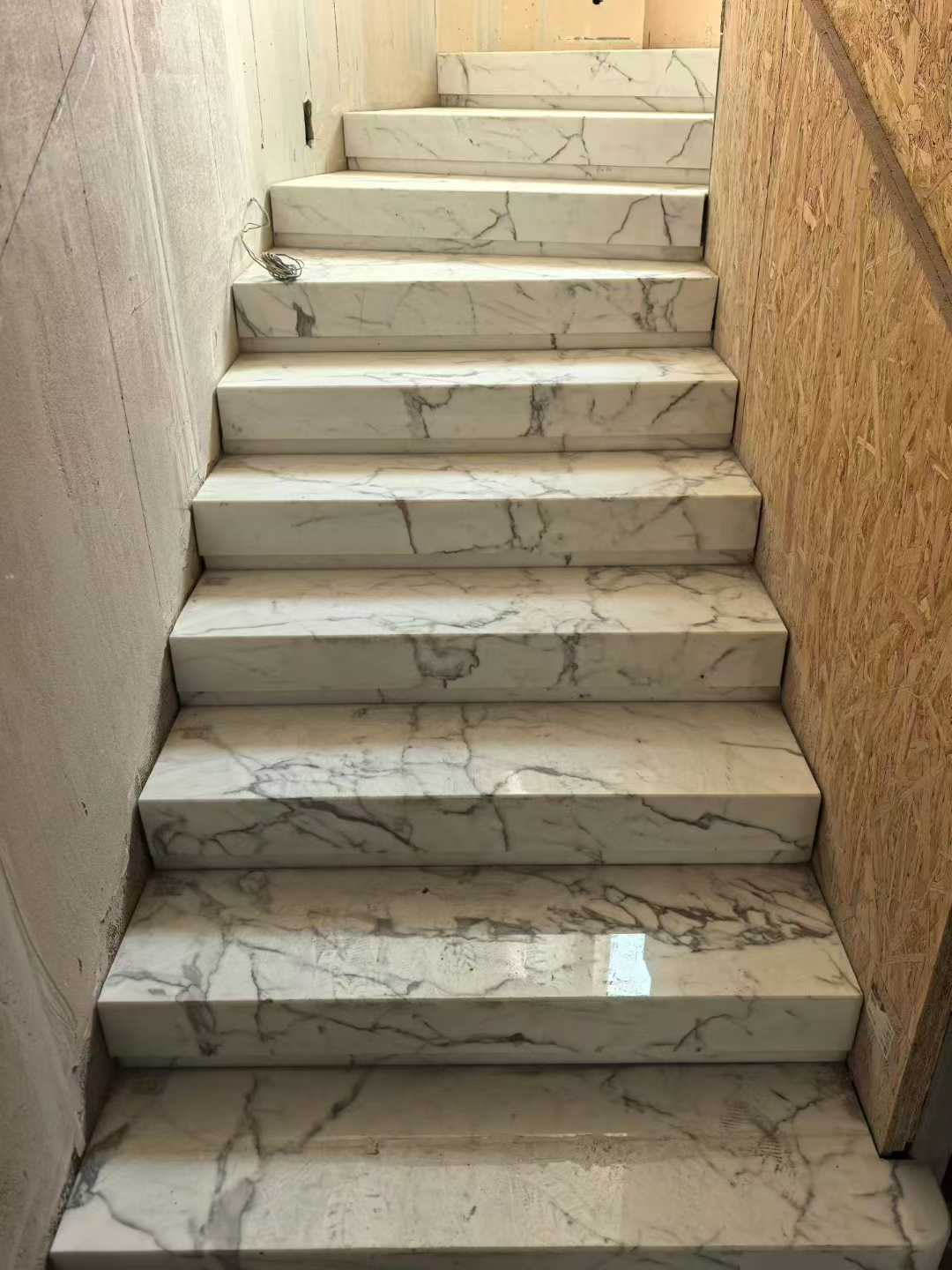 Calacatta White Marble Staircase Project (7).jpg