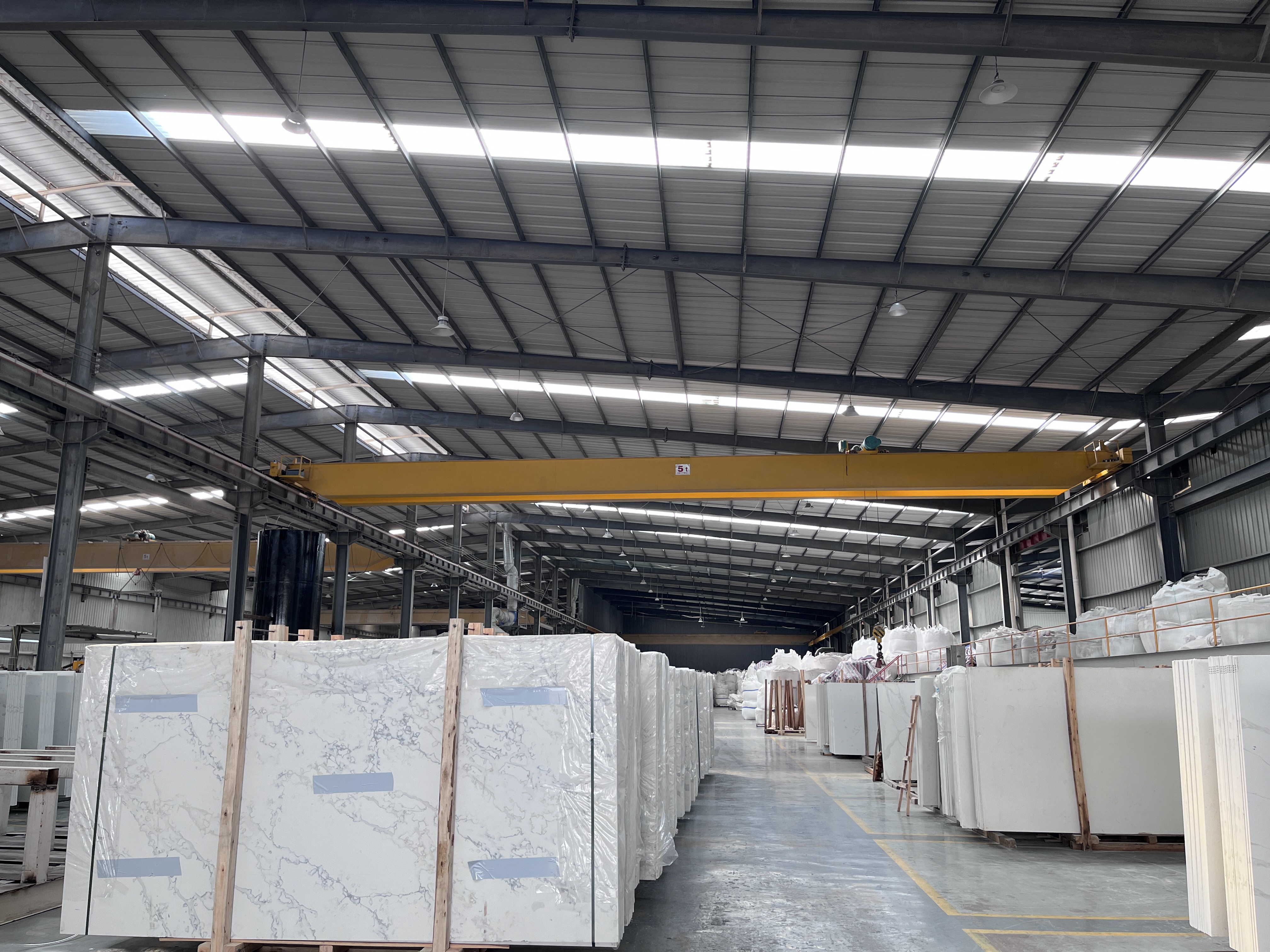 Lastre in Pietra Tecnica Premium per i Mercati Globali