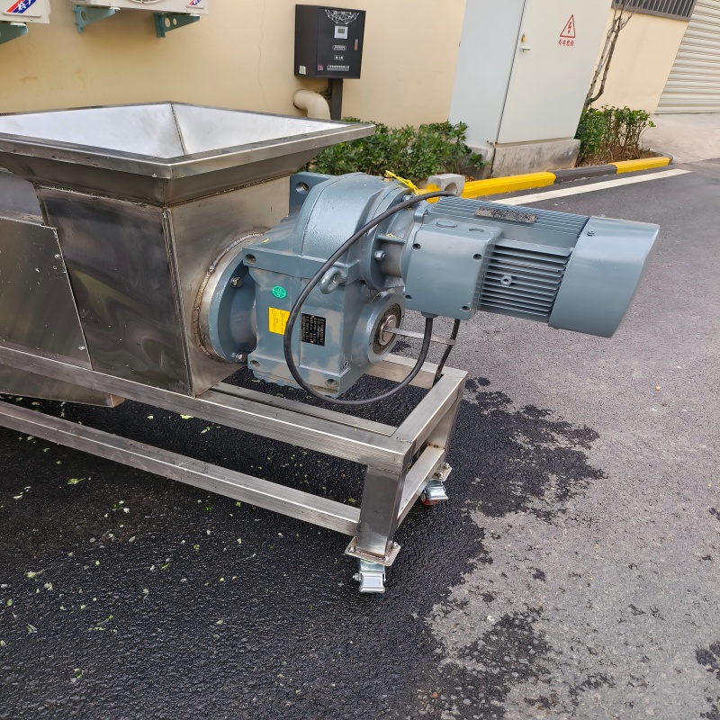 Food-Grade Screw Press 80% Juice Yield 0.5-1T/H SUS304 for Fruit & Vegetable Processing manufacture
