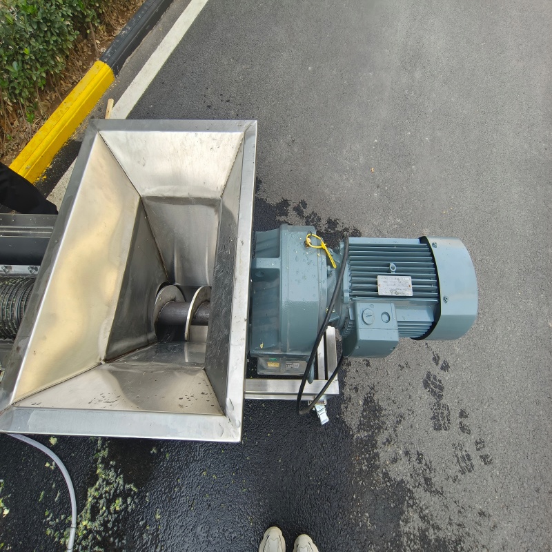 Food-Grade Screw Press 80% Juice Yield 0.5-1T/H SUS304 for Fruit & Vegetable Processing supplier
