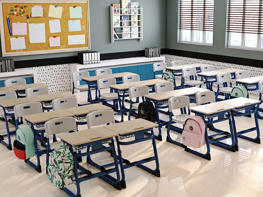 Features of spliced tables and chairs