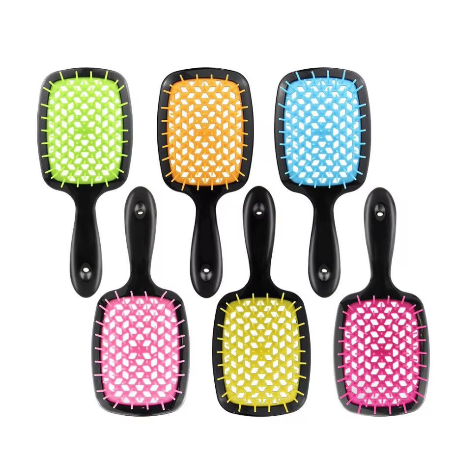 How to choose the right comb material for your hair type?
