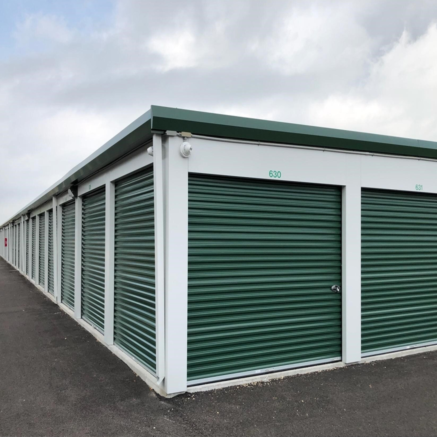 Advanced Manufacturing Technology for Superior Self Storage Units
